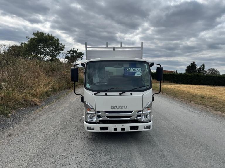 Isuzu Grafter n35-125 DIESEL AUTOMATIC 2025/24
