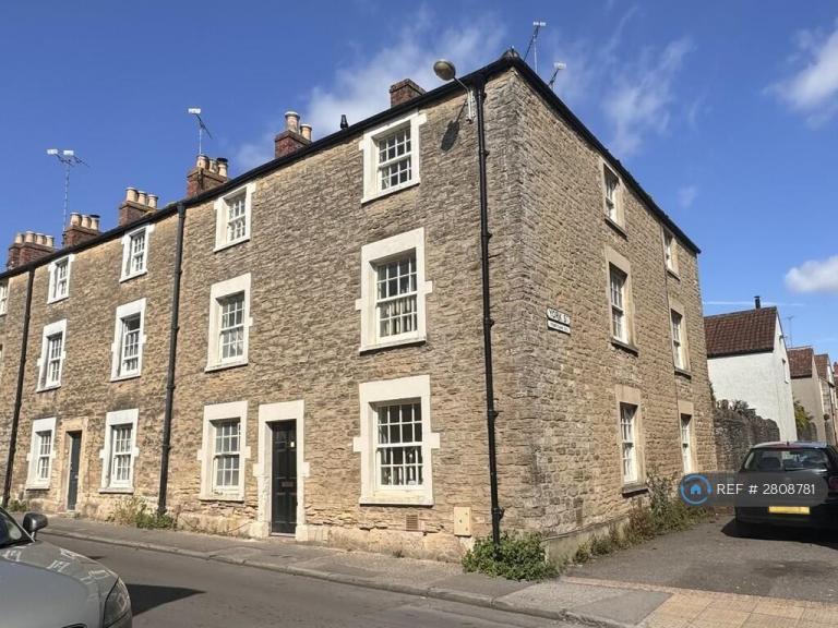 1 bedroom flat in Selwood Road, Frome, BA11 (1 bed) (#2808781)