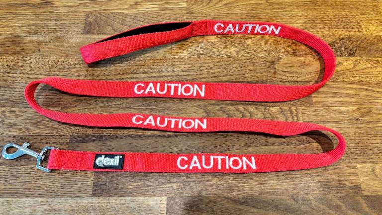 Dexil Awareness Dog Lead CAUTION ideal for nervous or reactive dogs