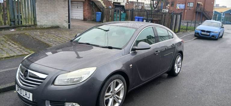 Vauxhall insignia sri  2  litre diesel manual with long mot till end of September 2026