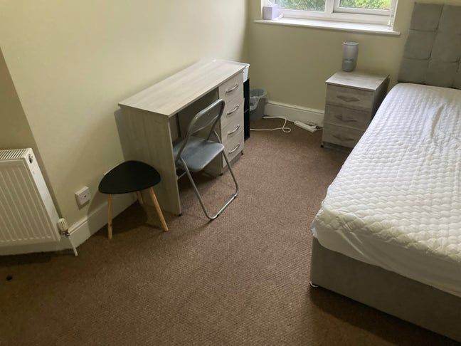 Rooms to Rent Heaton Chapel 