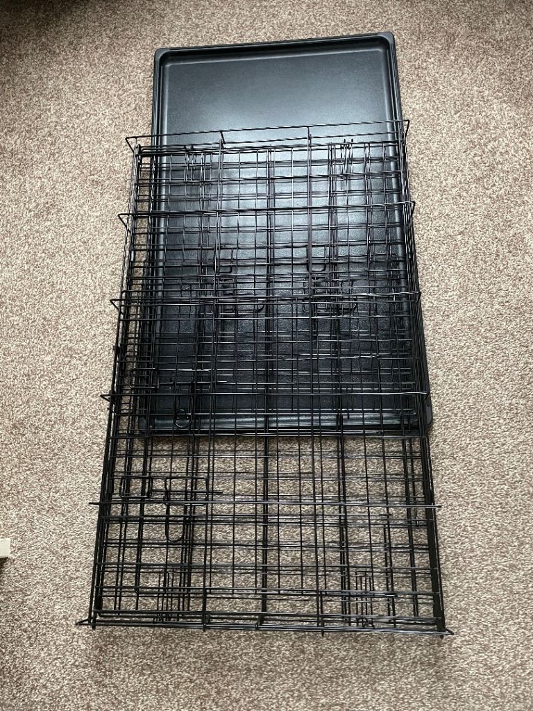 Dog crate for puppy to medium size 