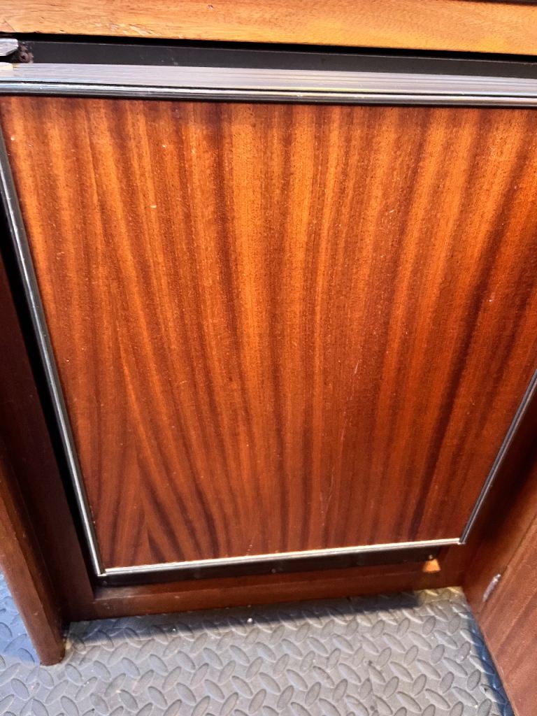 Boat Fridges 12v/240v 