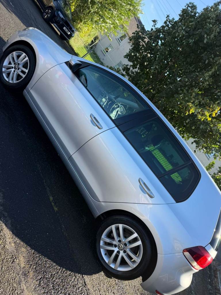 Volkswagen, GOLF, Hatchback, 2012, Manual, 1968 (cc), 5 doors