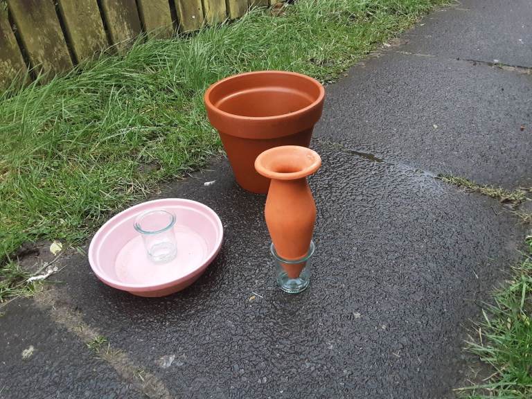 CERAMIC GARDEN ITEMS