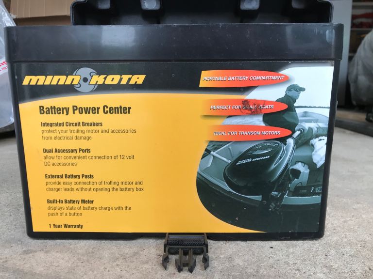 Minn Kota battery box and Varta 44Ah Leisure battery