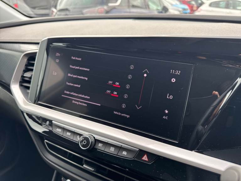 2023 Vauxhall Grandland 1.2 Turbo Ultimate 5dr Auto Hatchback PETROL Automatic