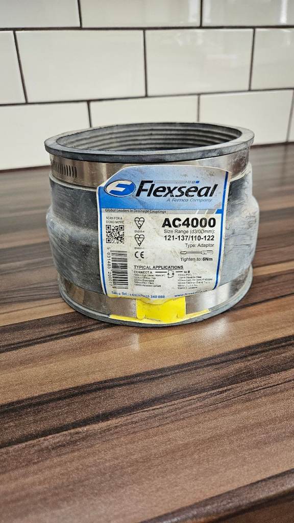 Flexseal AC4000 drainage coupling