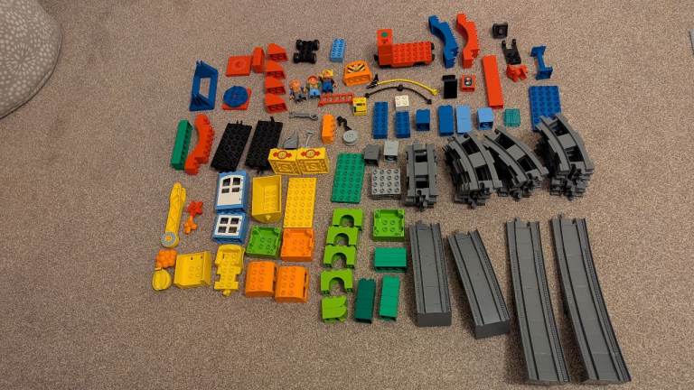 Duplo Bundle 9 sets (Including Train Sets!) 