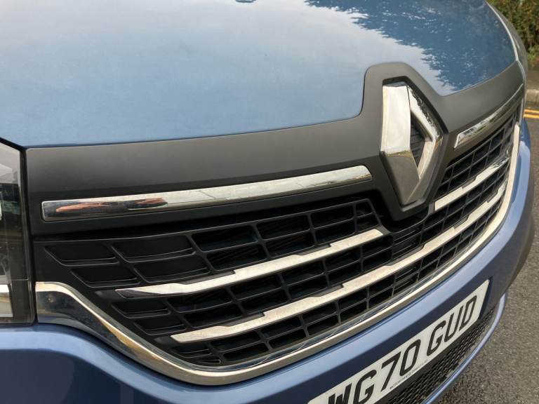 2020 Renault Trafic LL30 ENERGY dCi 120 Sport Nav 9 Seater Standard Roof Minibus DIESEL Manual