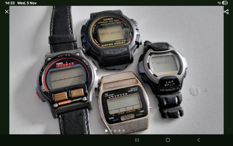 4 vintage digital watches sold as seen untested 