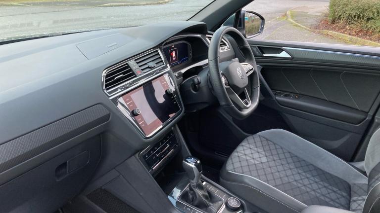 2021 Volkswagen Tiguan 2.0 TDI 4Motion R-Line 5dr DSG Diesel Estate Estate Diesel Automatic