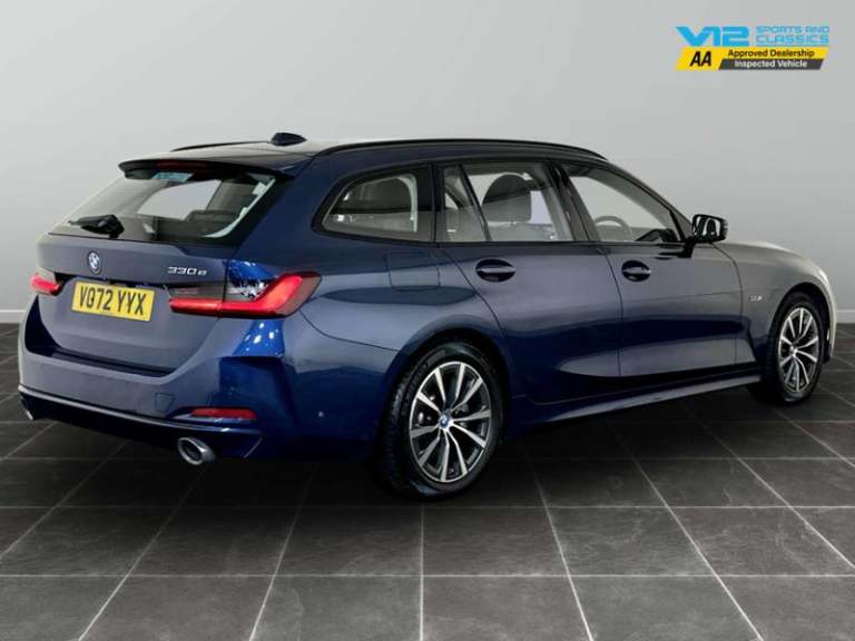 2022 BMW 3 Series 2.0 330e 12kWh Sport Touring 5dr Petrol Plug-in Hybrid Auto Euro 6 (s/s) (2 Est...