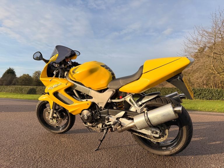 2003 Honda VTR 1000 Firestorm Low Miles, No advisory MOT Clean Bike 
