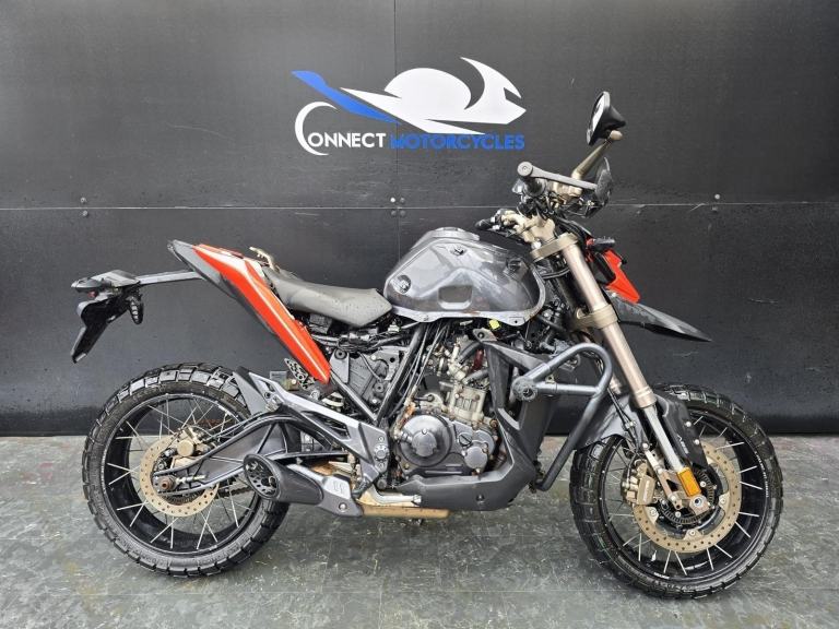 ZONTES ZT 125-U1 PROJECT BIKE 