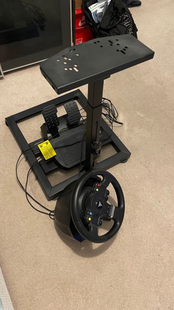 thrustmaster tmx steering wheel + pedals