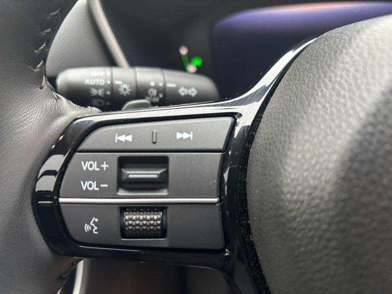 2024 Honda CR-V 2.0 h i-MMD Elegance SUV 5dr Petrol Hybrid eCVT 4WD Euro 6 (s/s) (184 ps) ESTATE ...