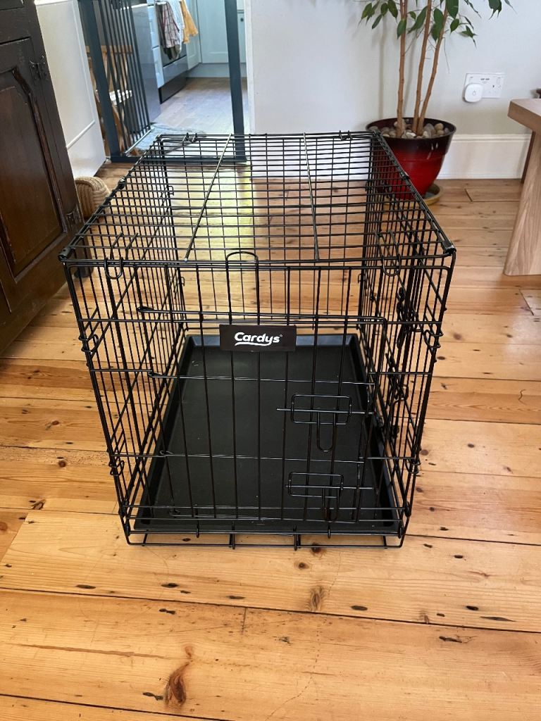 Small Dog Crate - Folds down easy and with carry handles