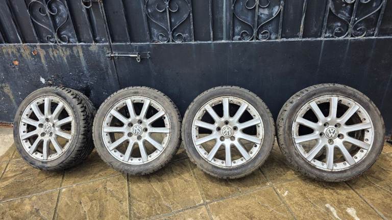 VW ALLOYS SET OF FOUR WITH GOOD THREAD