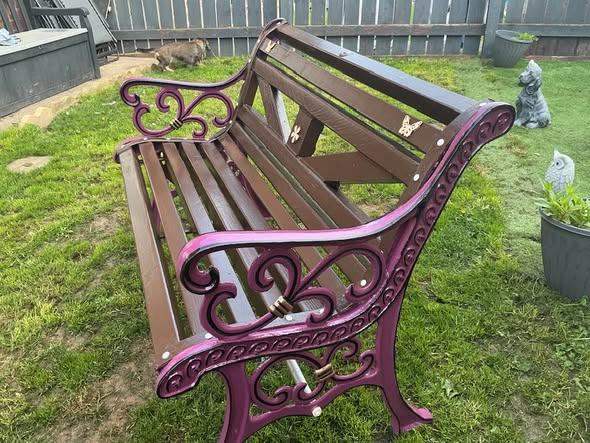 very strong and heavy garden bench
