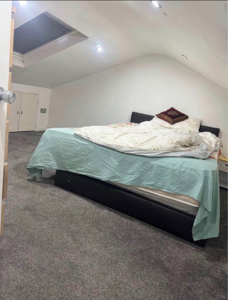 Double room for rent