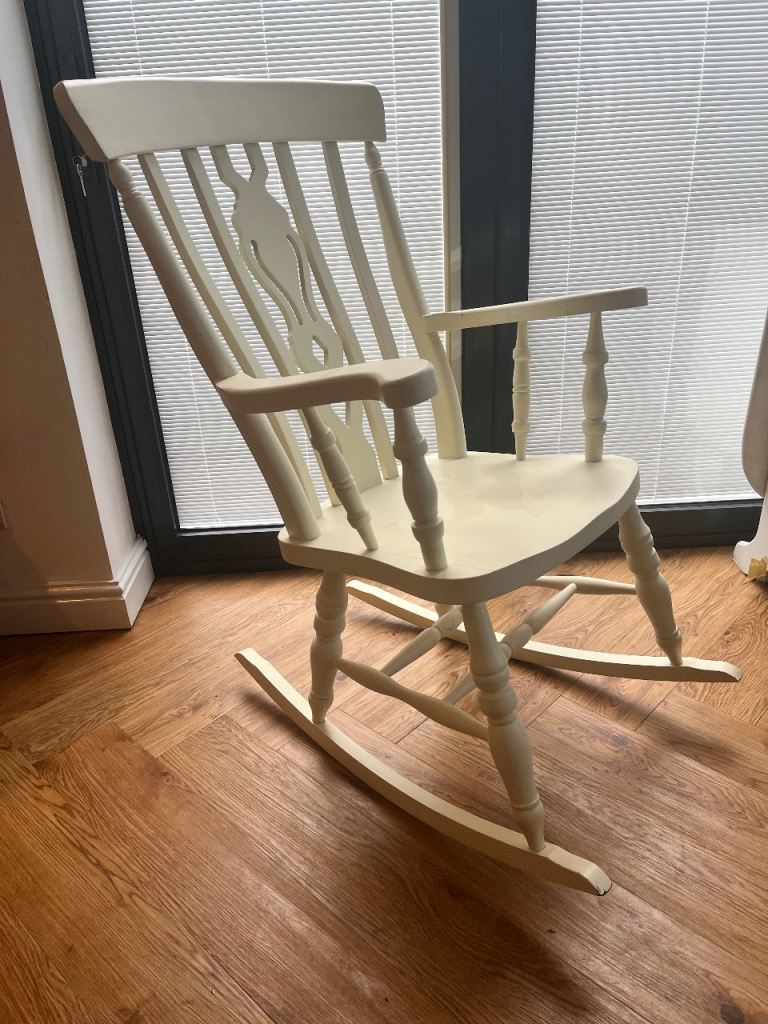 Traditional wooden rocking chair | Painted beech rocking chair light cream