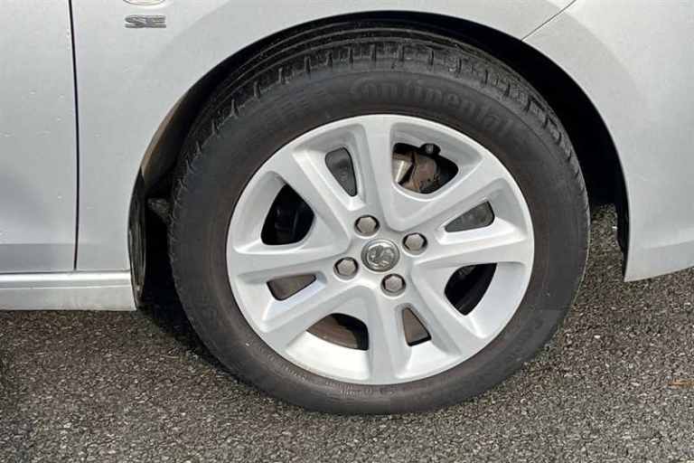 2019 Vauxhall Viva 1.0 [73] SE 5dr [A/C] HATCHBACK PETROL Manual