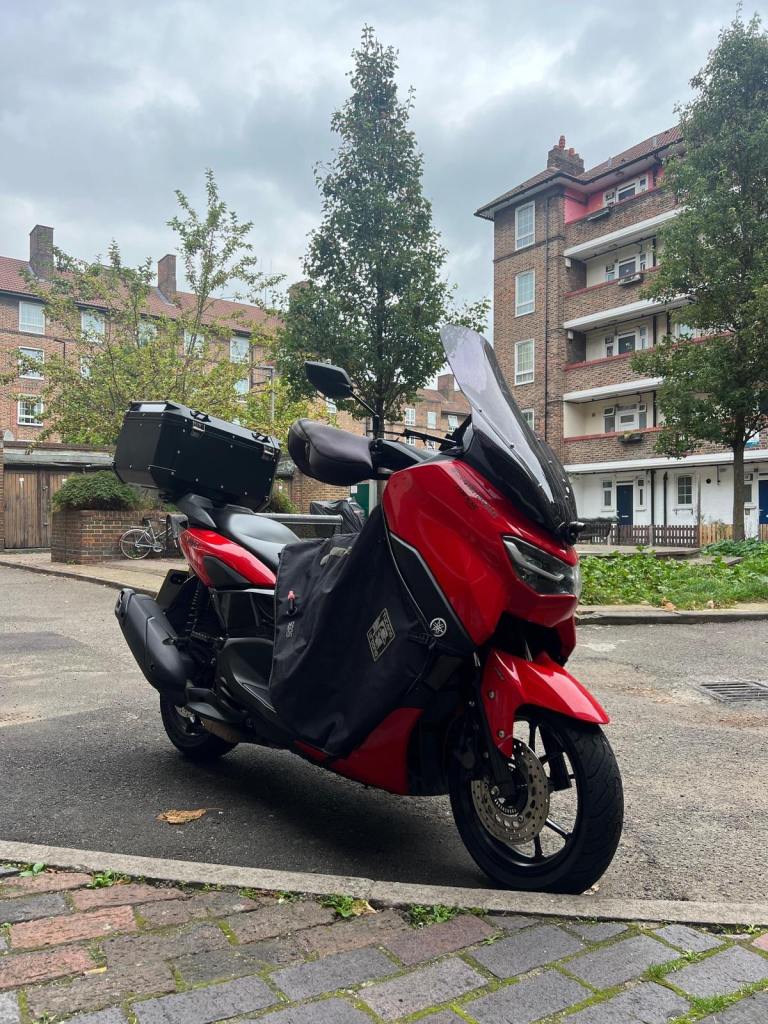 Yamaha NMAX 2024