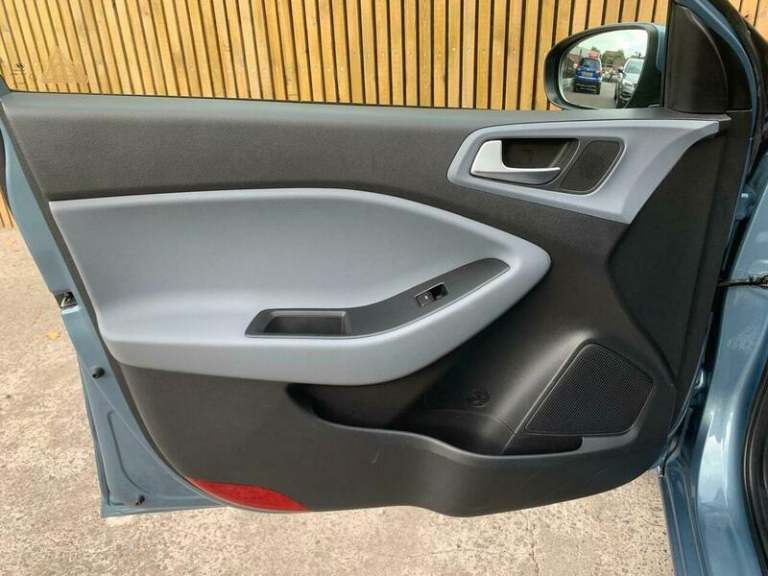 2016 Hyundai i20 1.4 Premium SE Auto Euro 6 5dr HATCHBACK Petrol Automatic