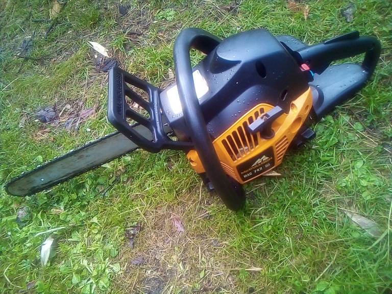 mcculloch petrol chainsaw