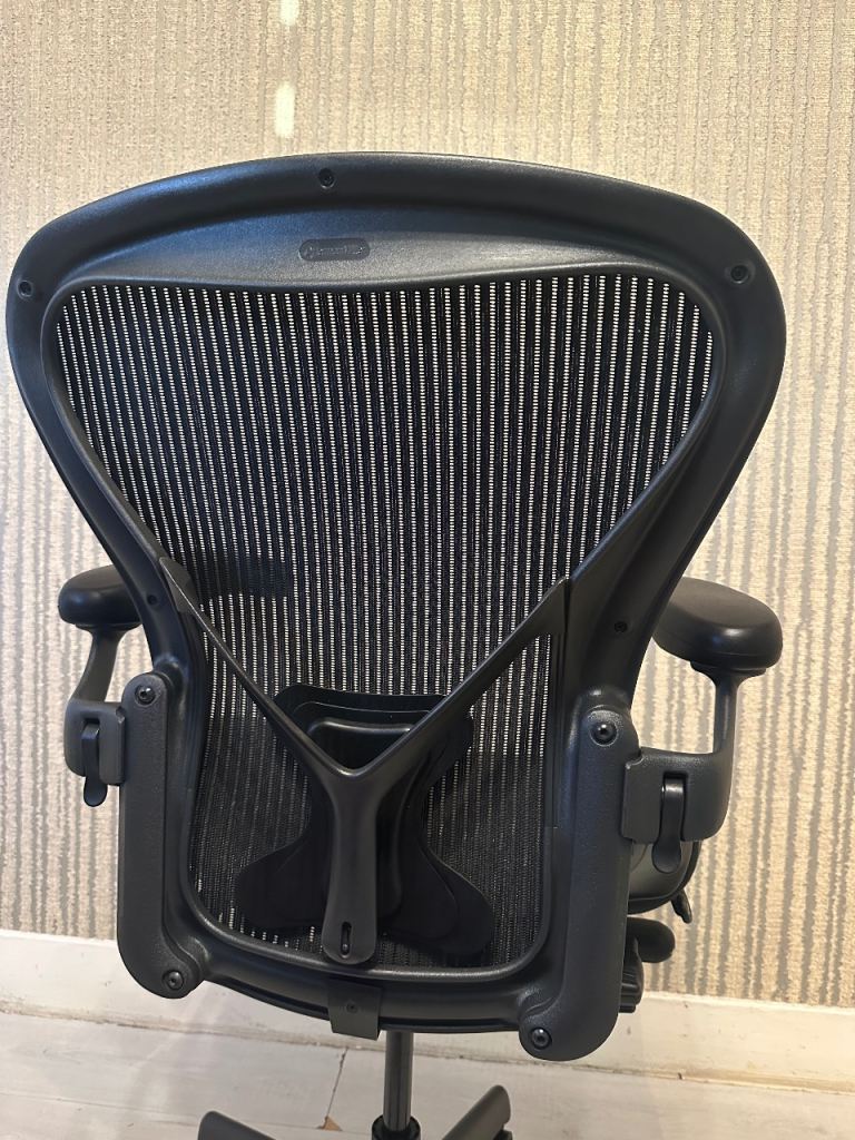 Herman Miller Aeron Size B Posturefit Ergonomic Office Desk Chair