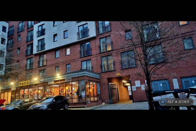 1 bedroom flat in Upper Dean Street, Birmingham, B5 (1 bed) (#2177871)