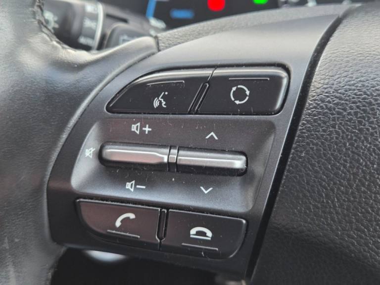 2019 Hyundai KONA 64kWh Premium SE SUV 5dr Electric Auto (7kW Charger) (204 ps) HATCHBACK ELECTRI...