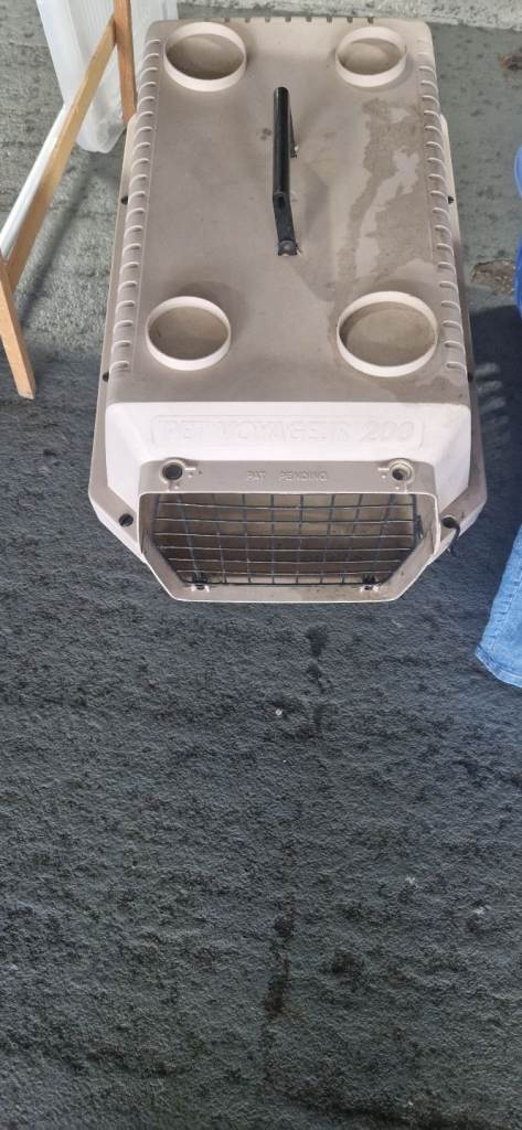 Pet carrier