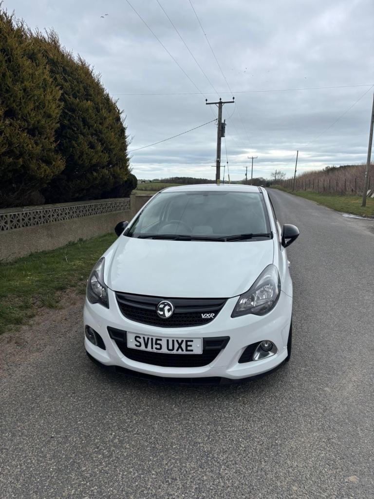 201515 Vauxhall Corsa VXR Club Sport 1.6 Petrol 3 Door White FullServiceHistory.