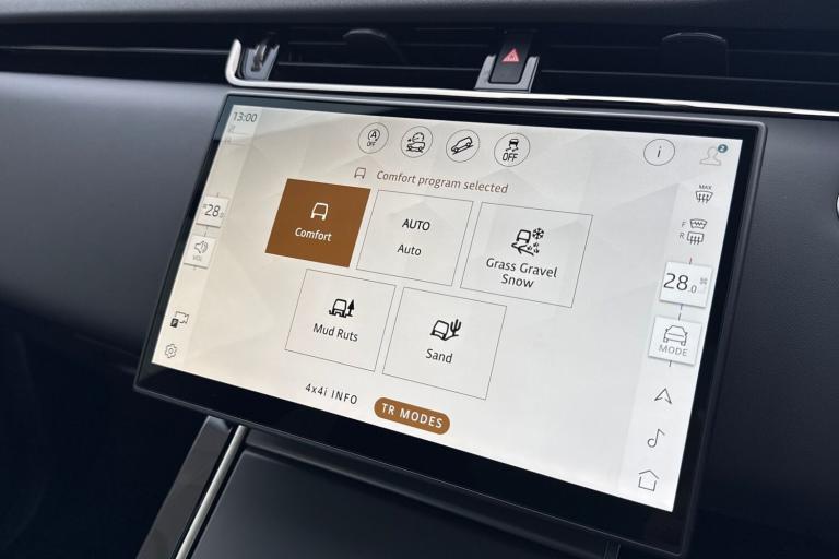 2024 Land Rover Range Rover Evoque 2.0 D200 Dynamic HSE 5dr Auto ESTATE DIESEL Automatic