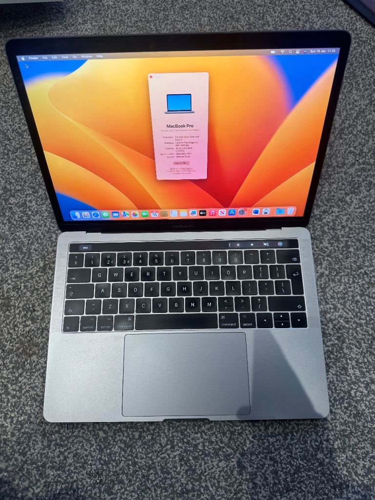 MacBook Pro 13 inch i7 3.5ghz 500gb hard drive 16gb ram 2017 Touch Bar 