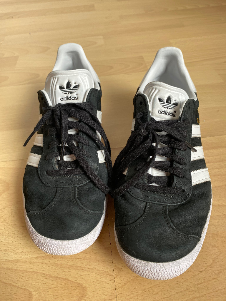 Adidas Gazelle’s size 7