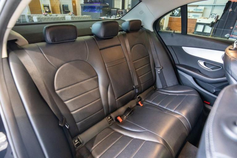  Mercedes-Benz C Class 2.0 C220d Sport Saloon 4dr Diesel G-Tronic+ Euro 6 (s/s) (194 ps) **Heated...