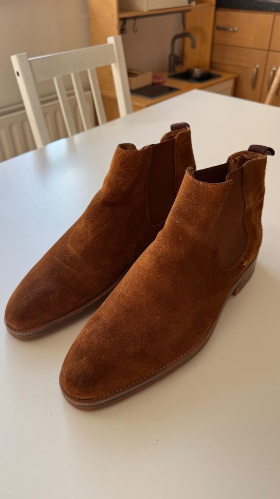 Dune Charltons Men’s Brown Suede Chelsea Boots - Size 11