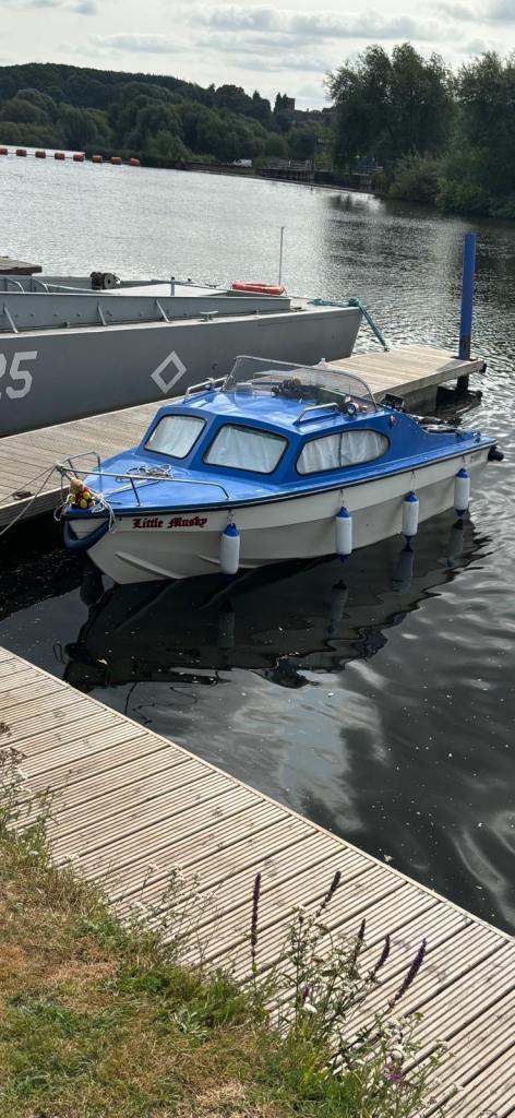 Marina Boat