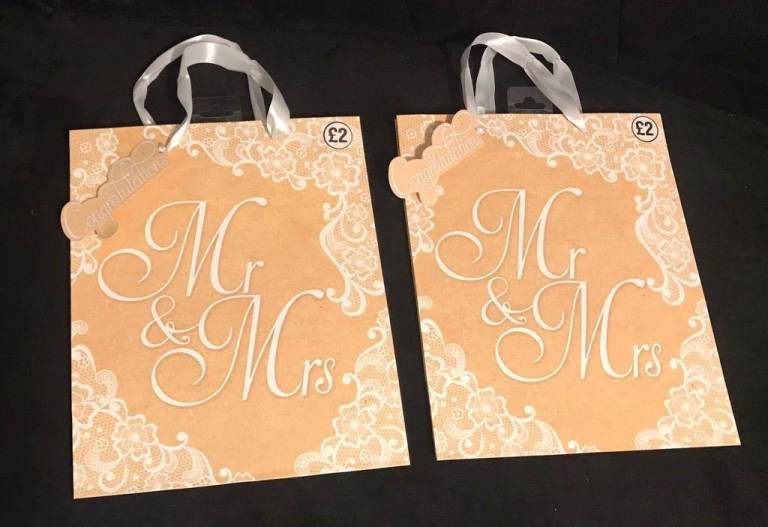 image for Mr & Mrs new gift bags 4for£1