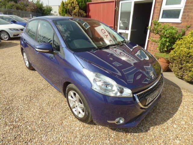 PEUGEOT 208 1.4 e-HDi Active, Â?20 ROAD TAX, FULL SERVICE HISTORY, 15 MONTHS