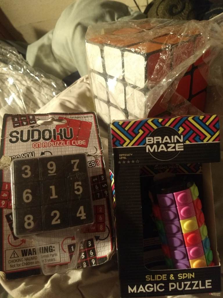 4 hand puzzle toys. Oversize Rubiks cube, Sudoku cube, Brain maze, Mosaic rubik cube