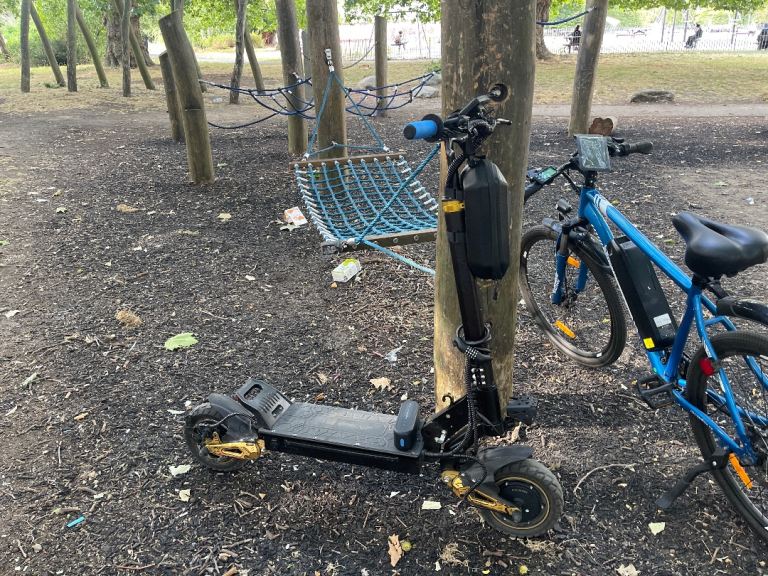 E scooter 