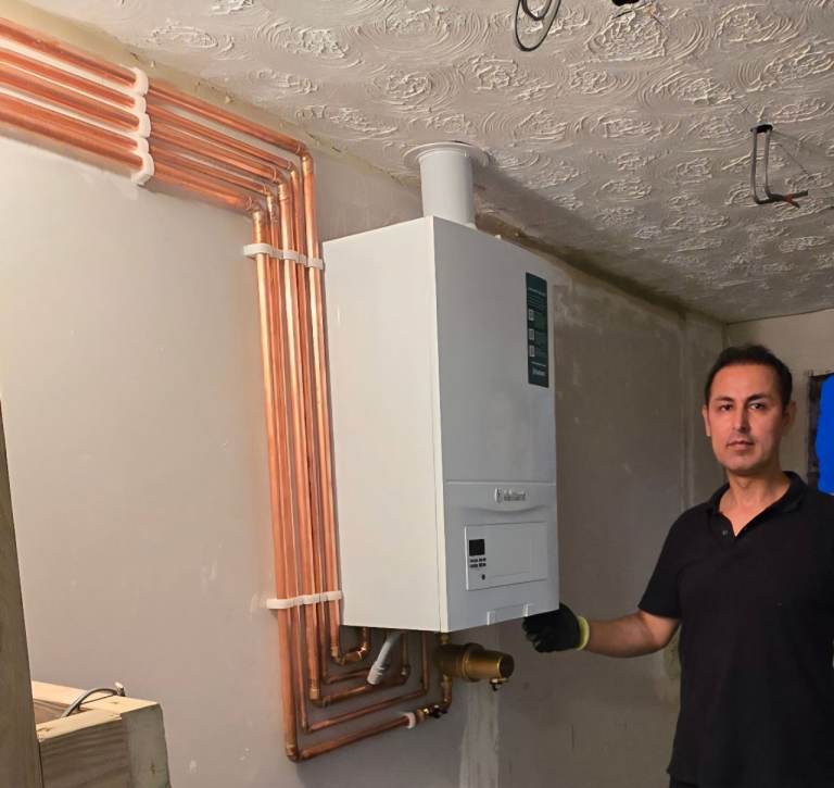 Local Plumber - Boiler & Air Conditioning Installation - Boiler Service & Repair Gas Safe Engineer