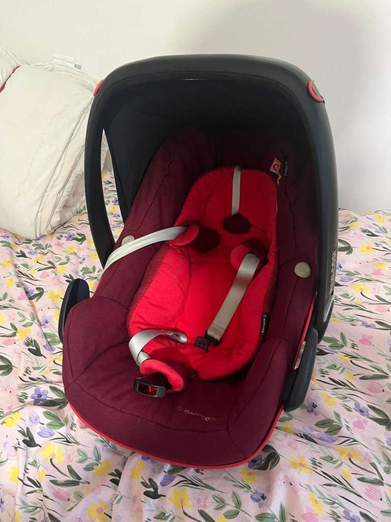 Free Maxi-Cosi Baby Car Seat - Good Condition