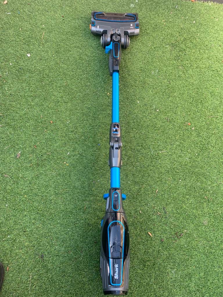 shark vacumm cleaner  model no if200uk 31