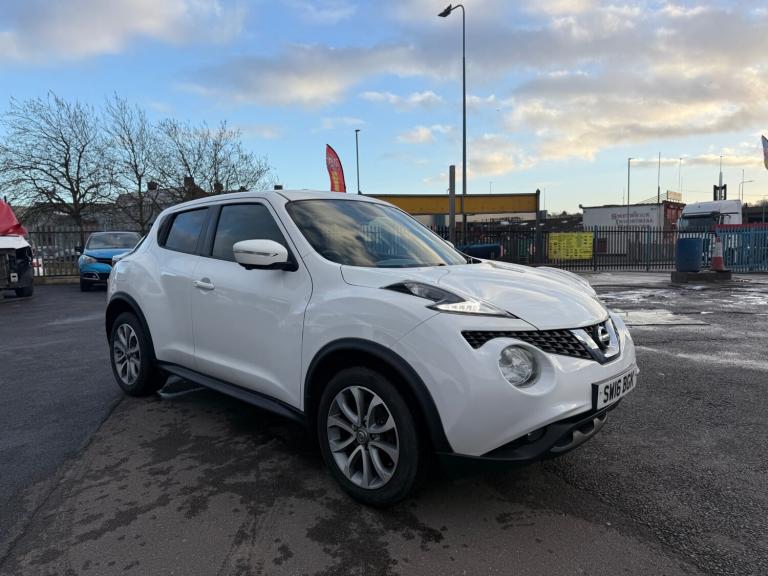 2016 Nissan Juke 1.2 DiG-T Tekna 5dr HATCHBACK Petrol Manual