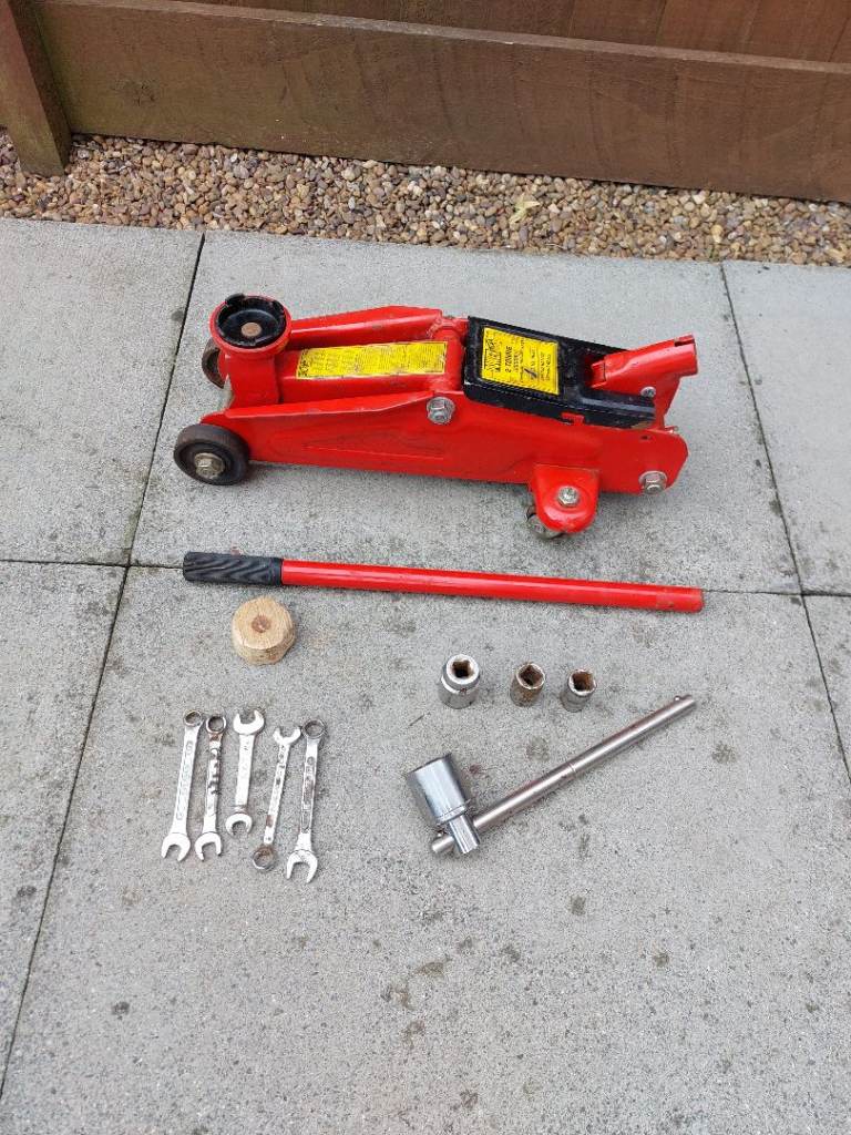 Car jack 